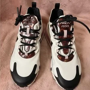 Nike | Shoes | Nike Air Max React 27 Size 8 Worn A Handful  display picture 2
